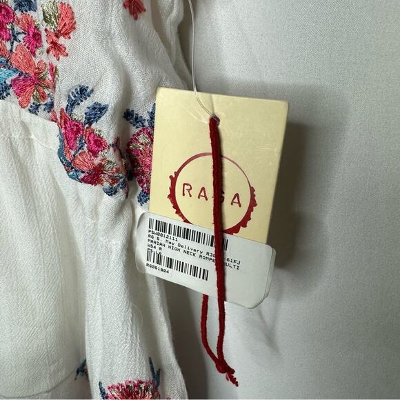 ANTHROPOLOGIE Raga Mariah Embroidered Halter Neck Romper NWT in Small - Picture 4 of 10